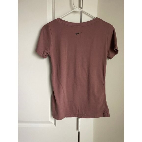 Nike Shirt - Picture 2 of 2